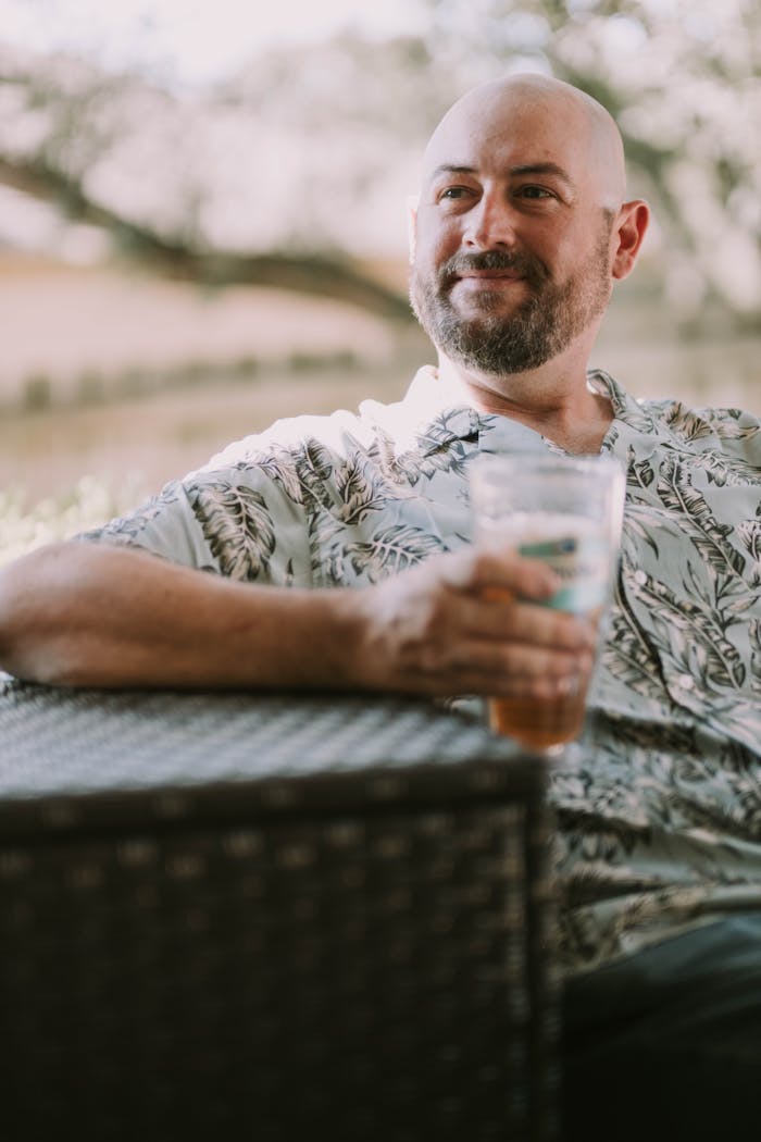 Ted's dating profile picture