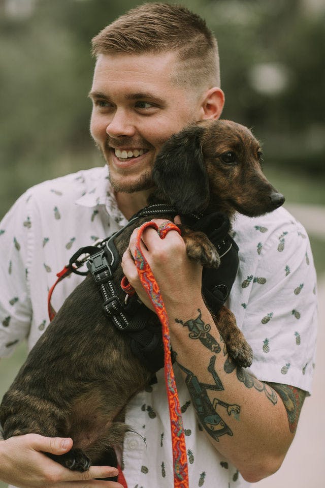 Dating photo with a dog, taken by The Match Artist