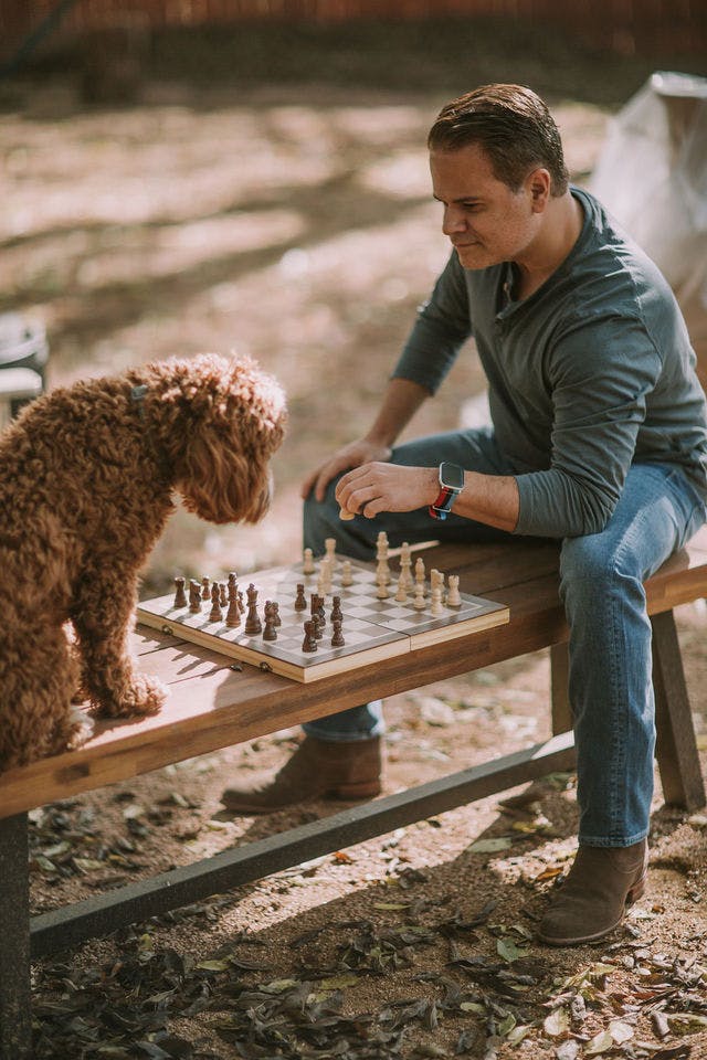 Dating photo with a dog, taken by The Match Artist