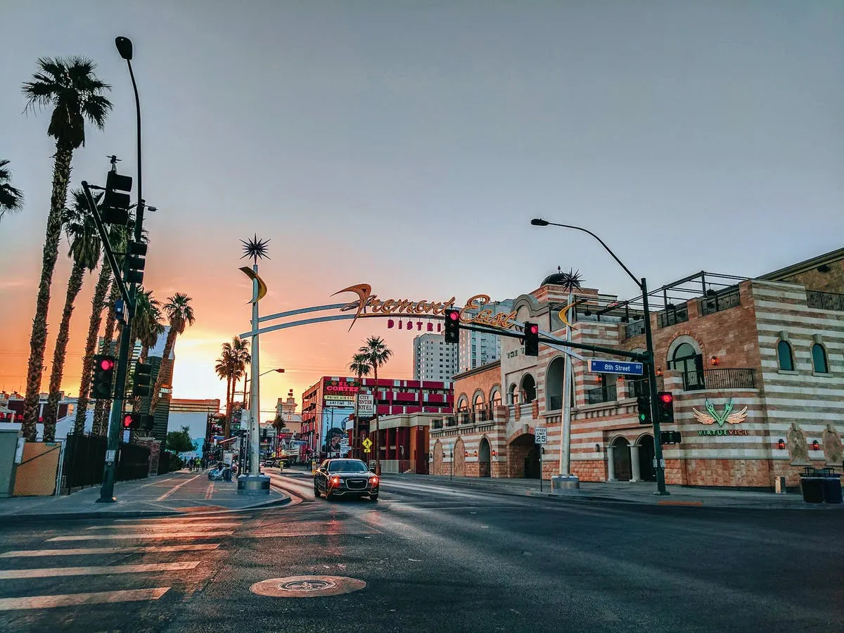 Las Vegas dating photography